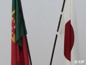 A picture is displayed.