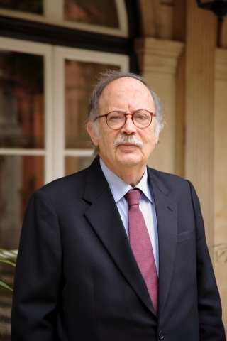 Foto do Dr. Carlos Monjardino